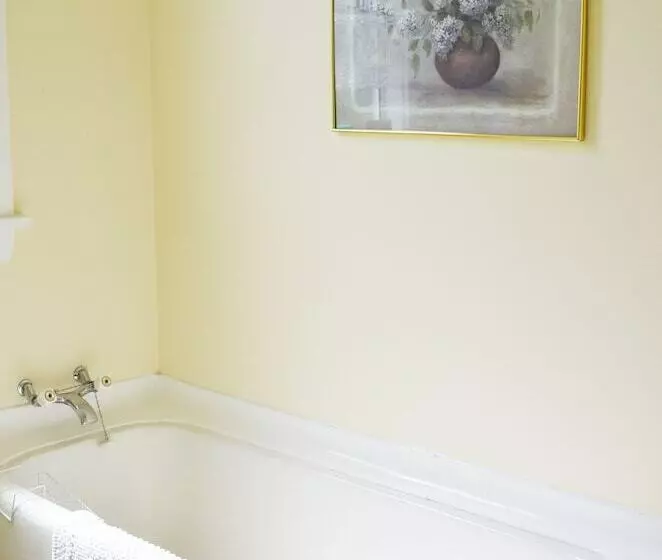 Braemar House B&b And Yha Hostel