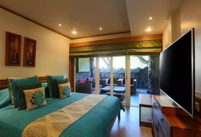 Отель Brys Caves