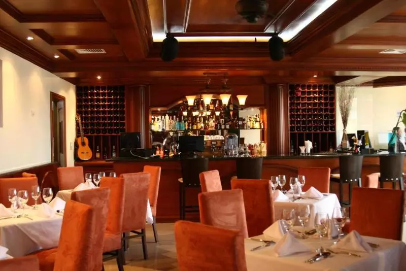 هتل Century Plaza