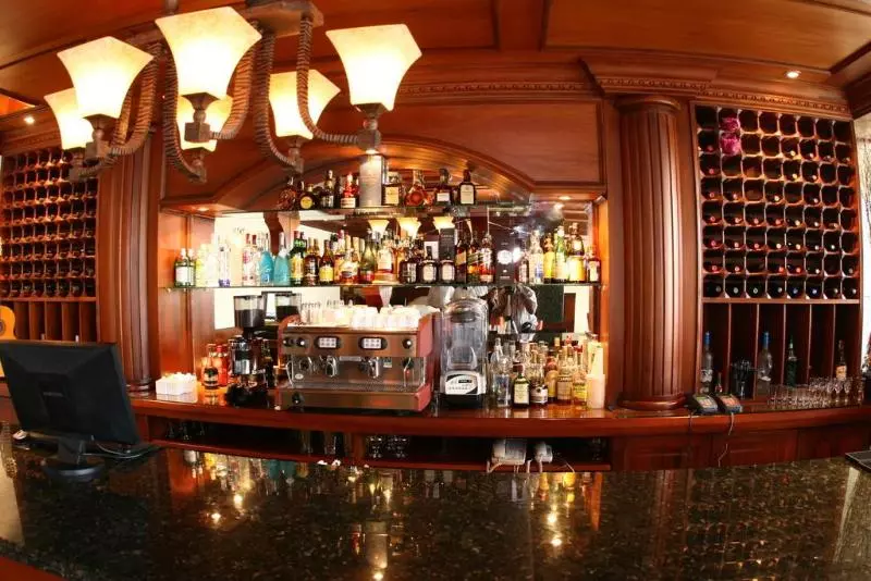 هتل Century Plaza