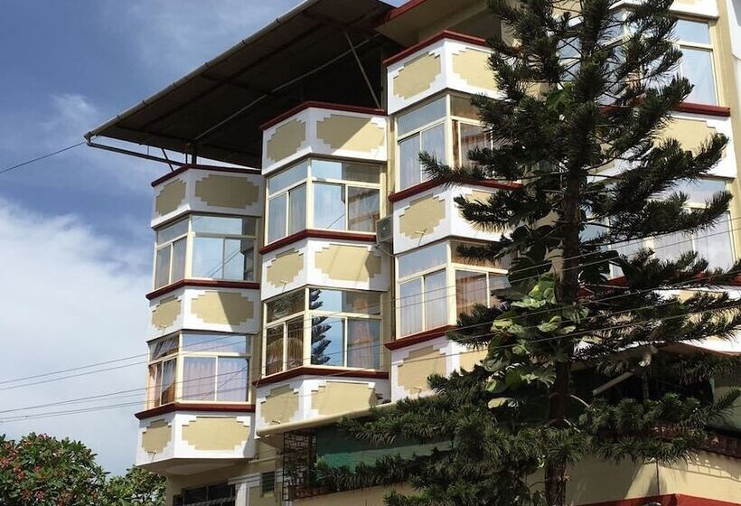 בית מלון כפרי Chandrageet