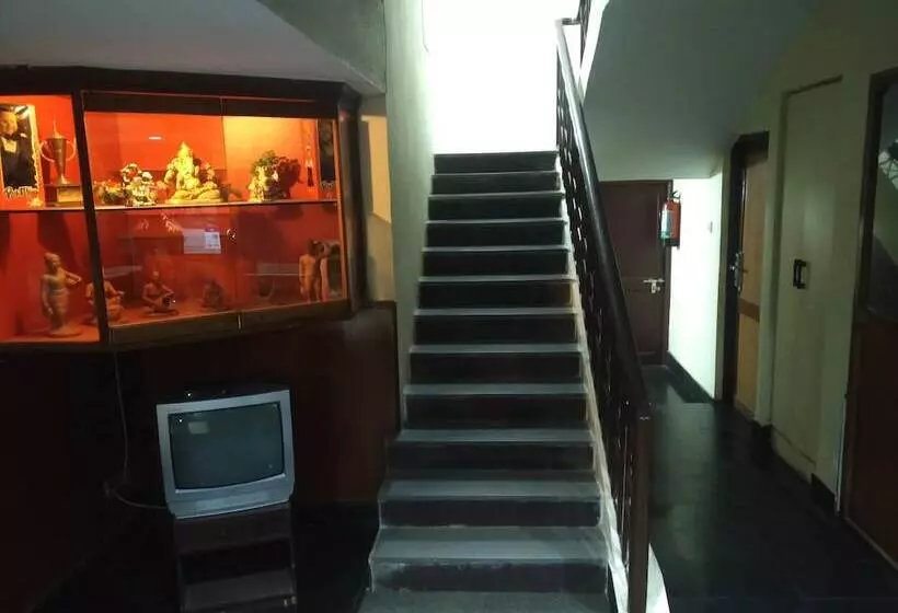 هتل Chandrageet