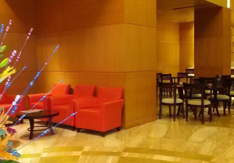 فندق Country Inn & Suites By Radisson Meerut