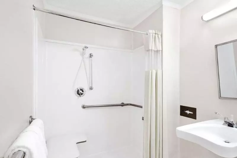 ホテル Days Inn and Suites Sugar Land Stafford