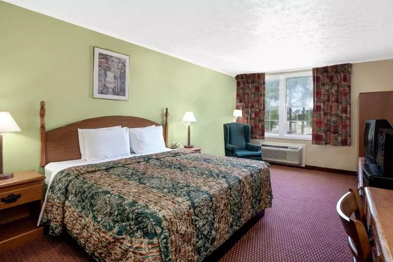 ホテル Days Inn and Suites Sugar Land Stafford