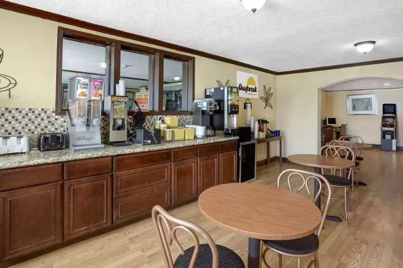 ホテル Days Inn and Suites Sugar Land Stafford