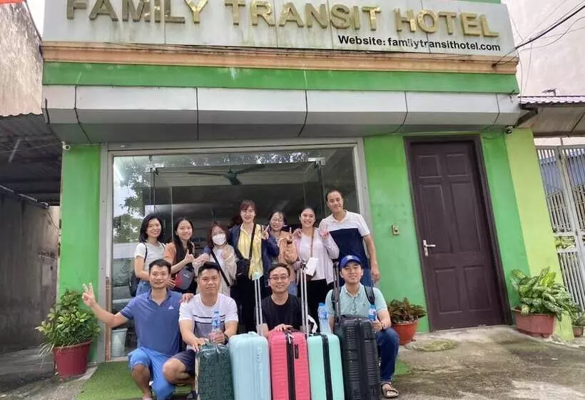 هتل Family Transit