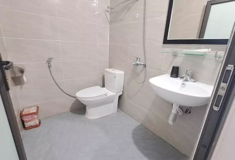 هتل Family Transit