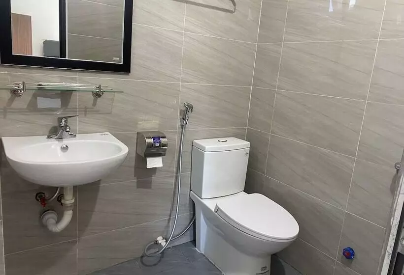 هتل Family Transit