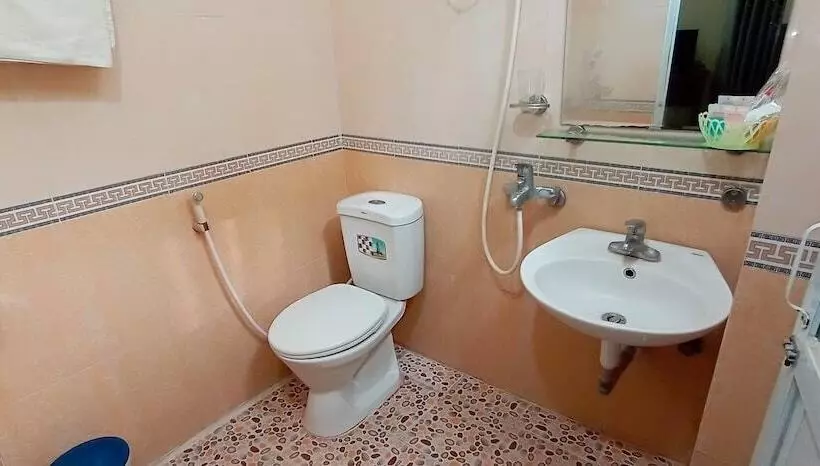 هتل Family Transit