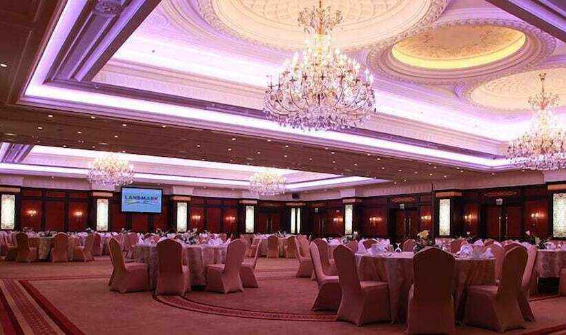 هتل Helnan Landmark