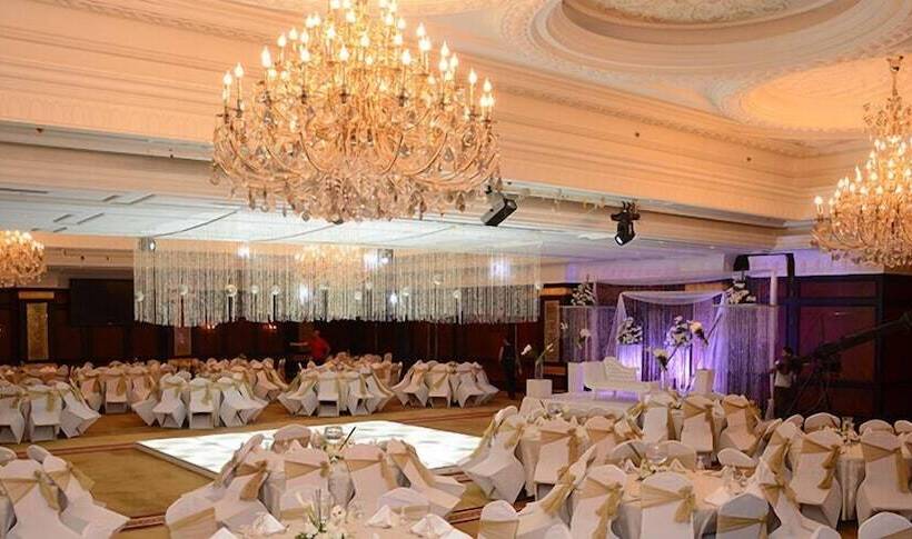 هتل Helnan Landmark