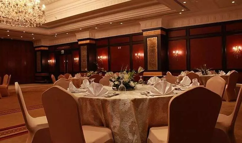 هتل Helnan Landmark