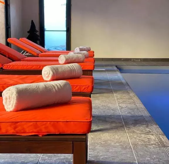 호텔 Hôtel Spa Piscine Le Petit Castel Beuzeville Honfleur