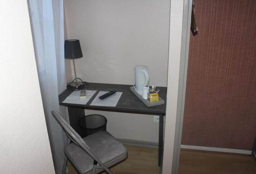 فندق Le Rochegude