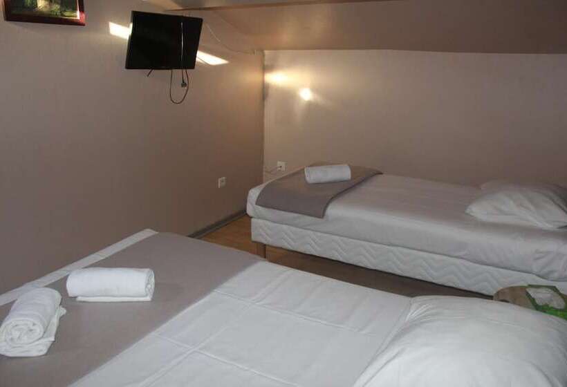 فندق Le Rochegude