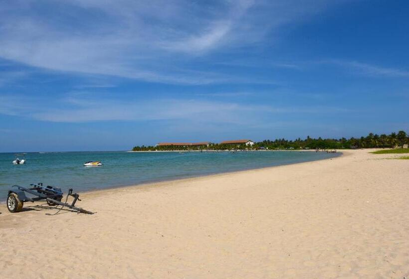 ホテル Marina Beach Passikudah