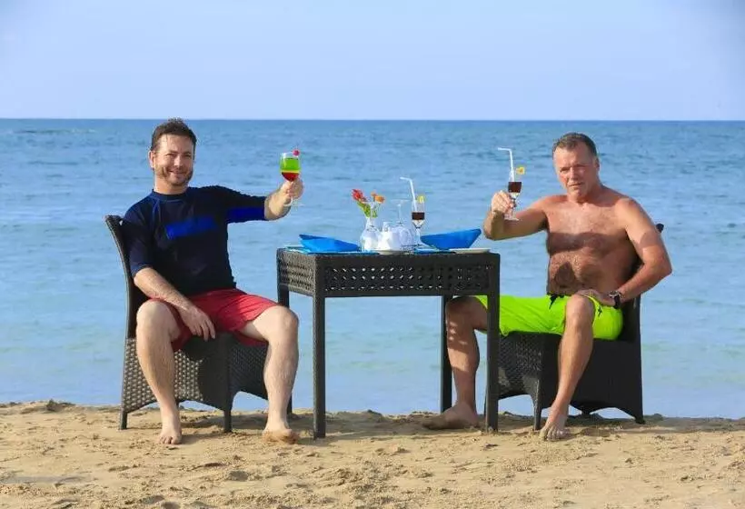 호텔 Marina Beach Passikudah