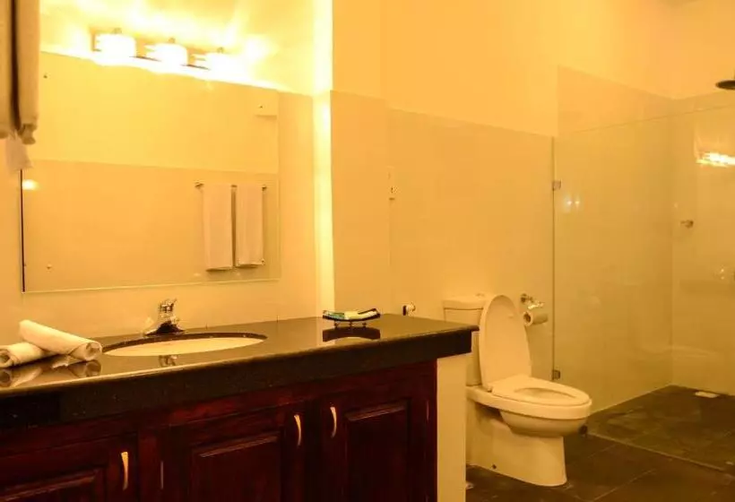 호텔 Marina Beach Passikudah