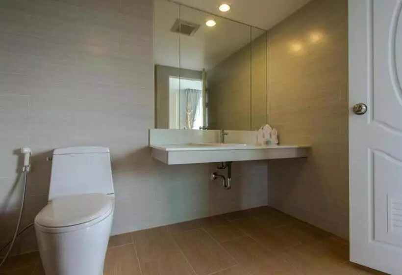 هتل Prachuap Grand