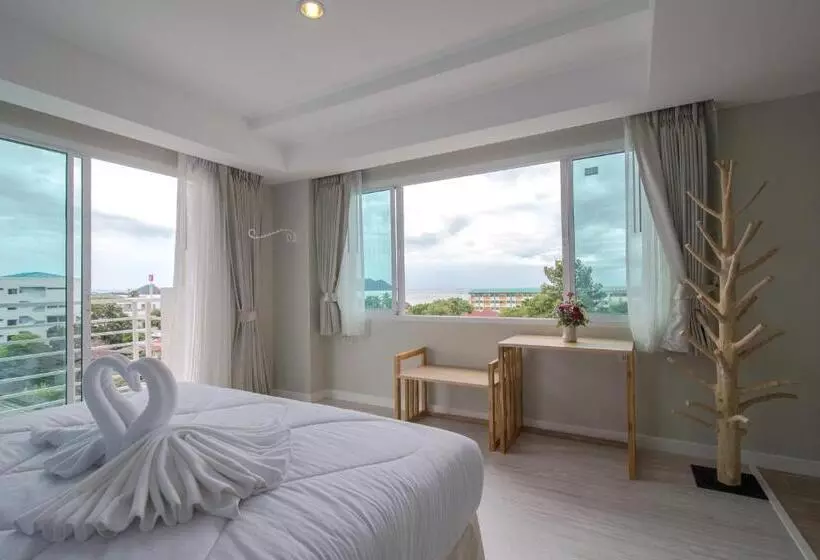 هتل Prachuap Grand