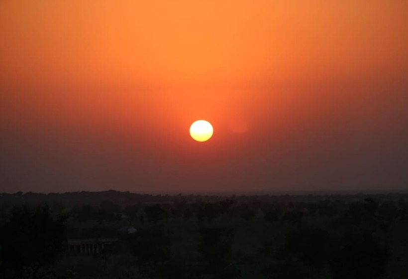 酒店 Registan Desert Safari Camps