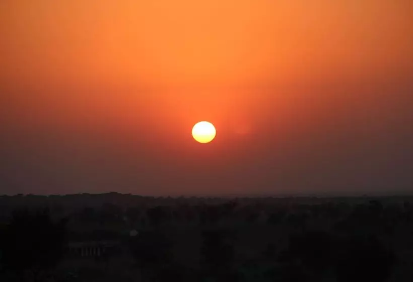 酒店 Registan Desert Safari Camps