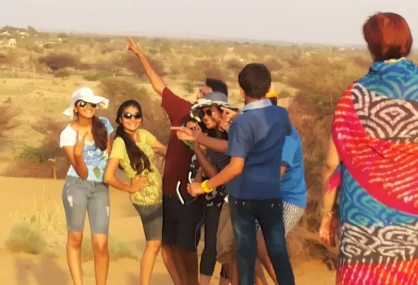 酒店 Registan Desert Safari Camps