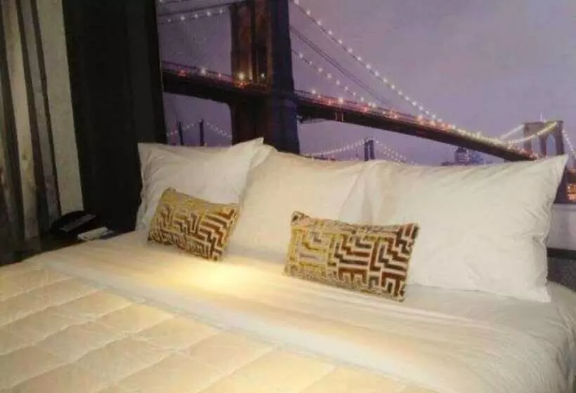 בית מלון כפרי Rodeway Inn Near Jfk Airport