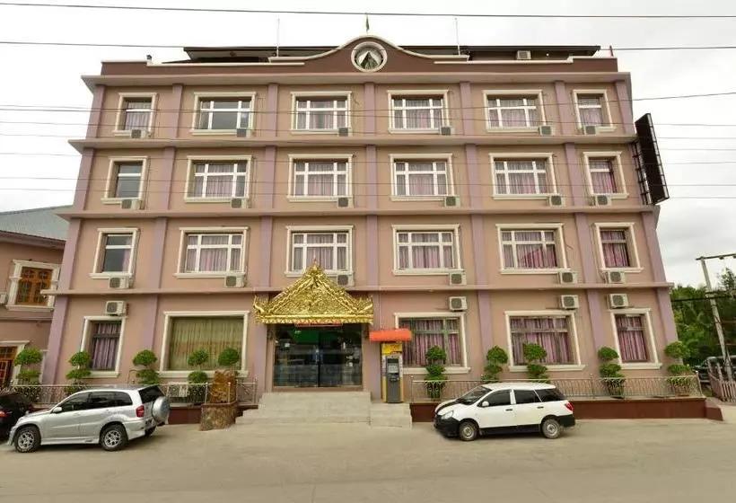 هتل Royal Naung Yoe