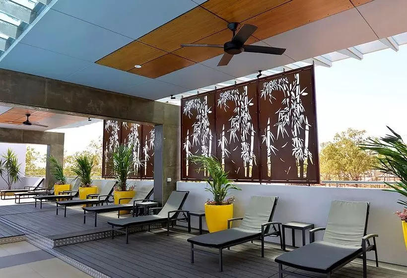 Отель Rydges Palmerston  Darwin