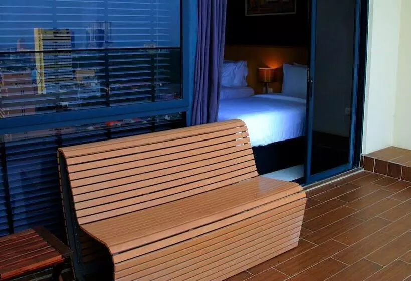 Hotel The Pines Melaka