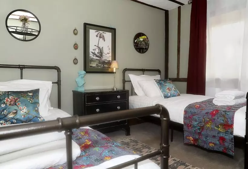 펜션 Woodleys Farmhouse