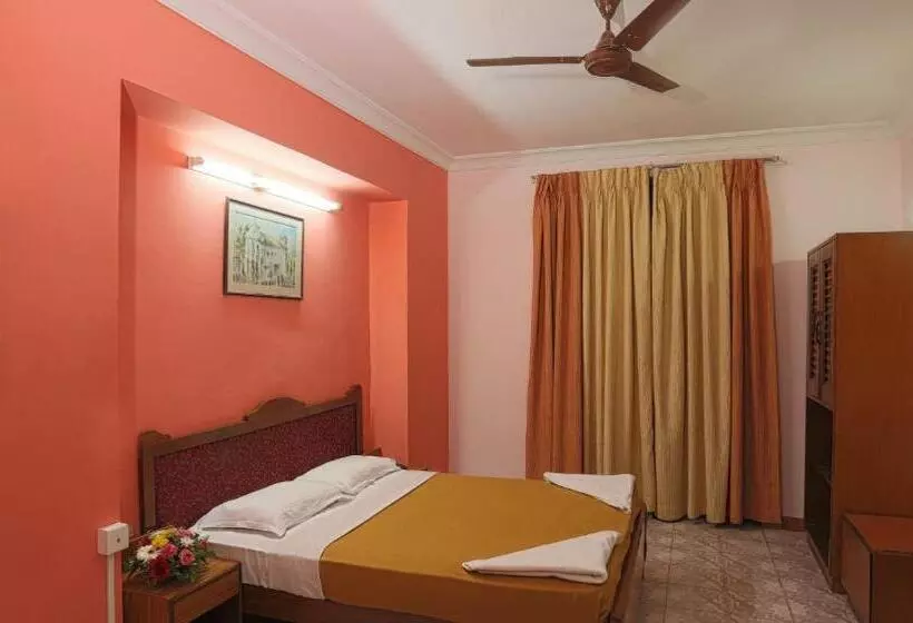 住所  Miramar Residency