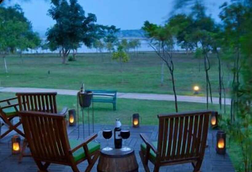 Resort The Serai Kabini