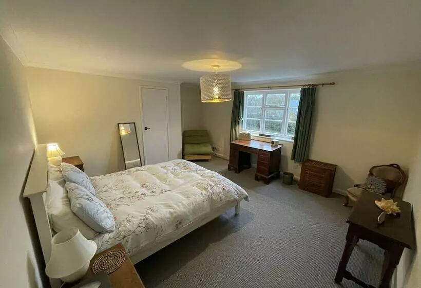 Beautiful 2bed Cottage In Knowle St Giles Nr Chard