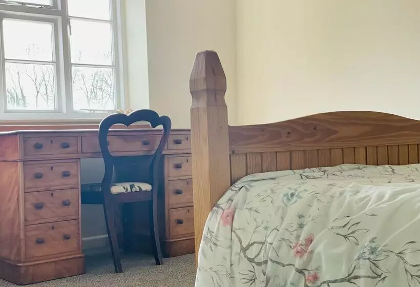 Beautiful 2bed Cottage In Knowle St Giles Nr Chard