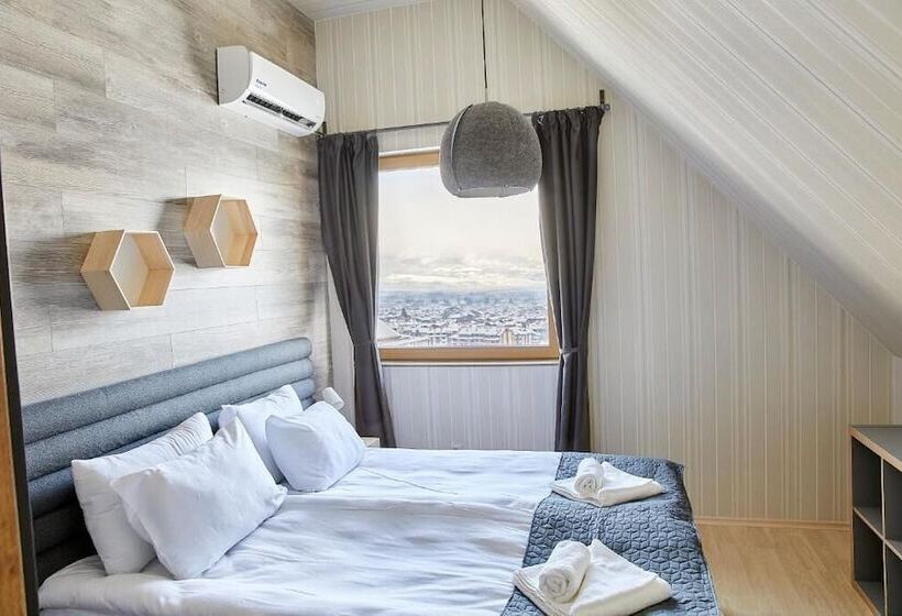 Boutique Hotel Entry E