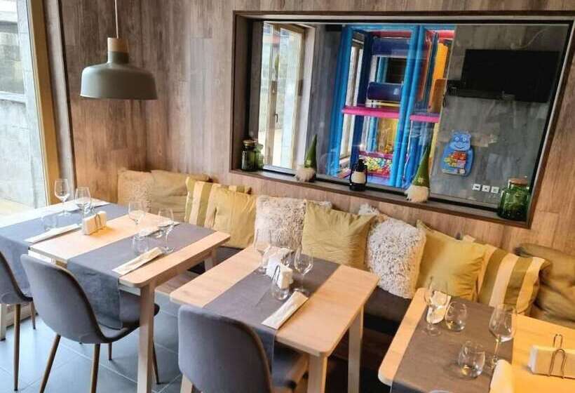 Boutique Hotel Entry E