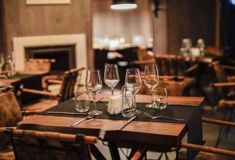 Boutique Hotel Entry E