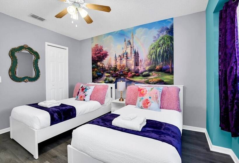 Colorful Harm Home, W/ Game Room And Cozy Pool Area