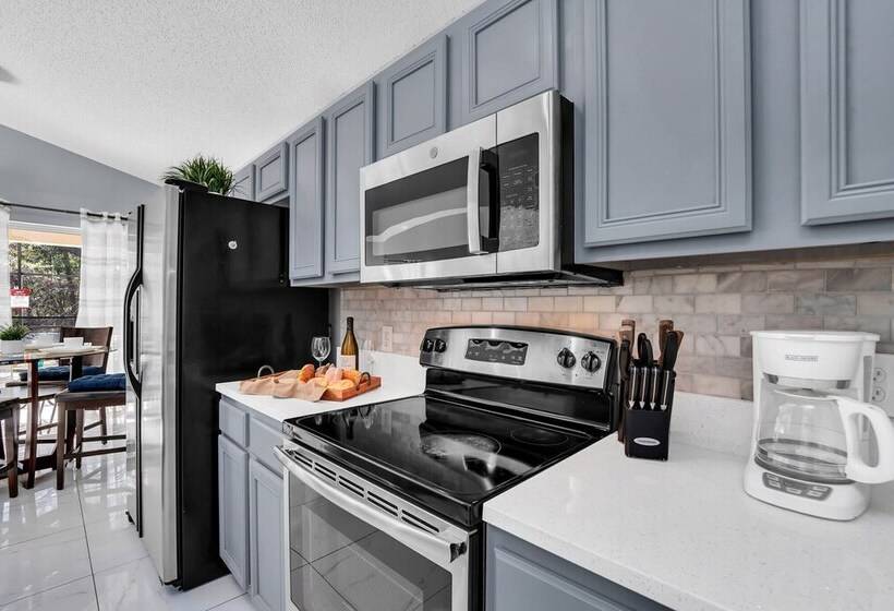 Colorful Harm Home, W/ Game Room And Cozy Pool Area