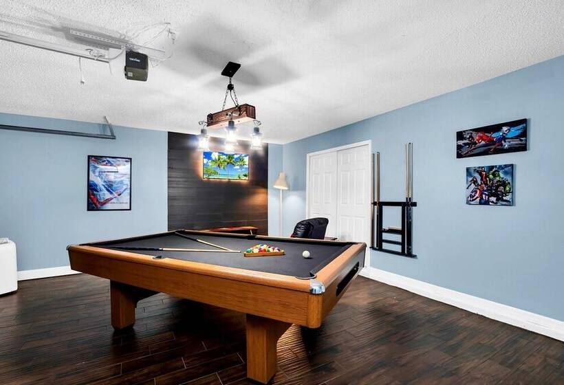 Colorful Harm Home, W/ Game Room And Cozy Pool Area
