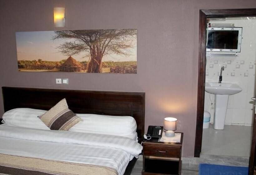 هتل Benin City Center