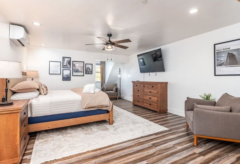 酒店 The Four Daughters Inn