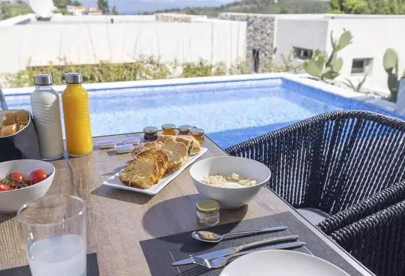 Kaktus Suites Private Pool