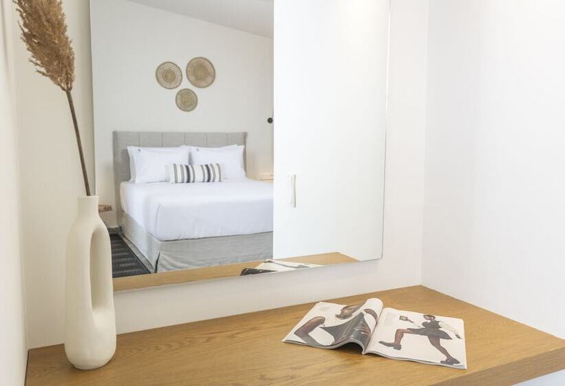 Kaktus Suites Private Pool