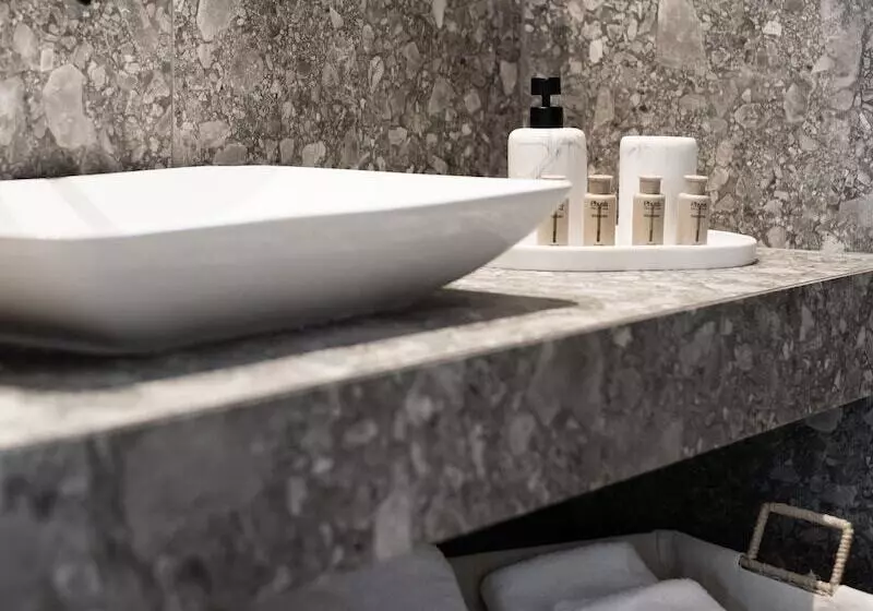 Kaktus Suites Private Pool