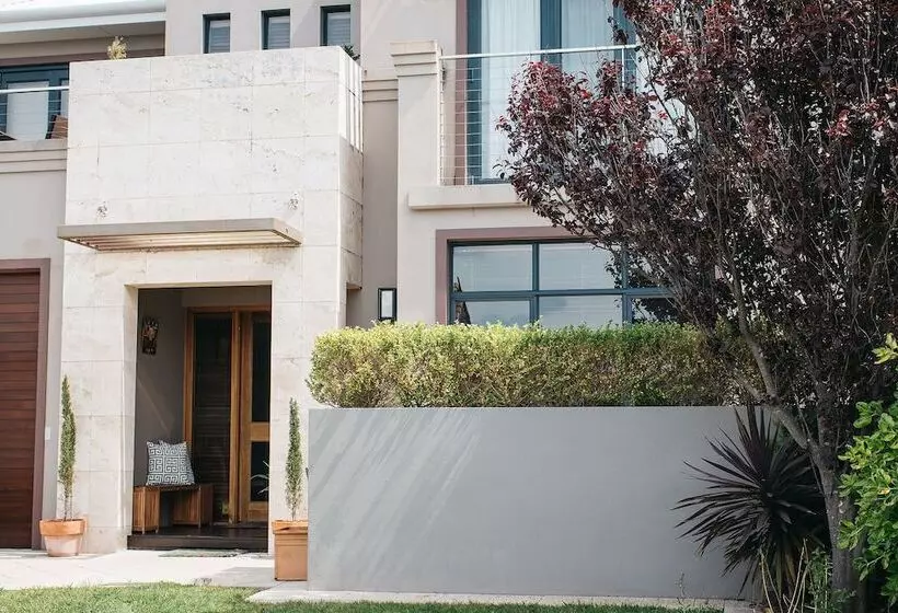 ペンション Banksia By The Bay