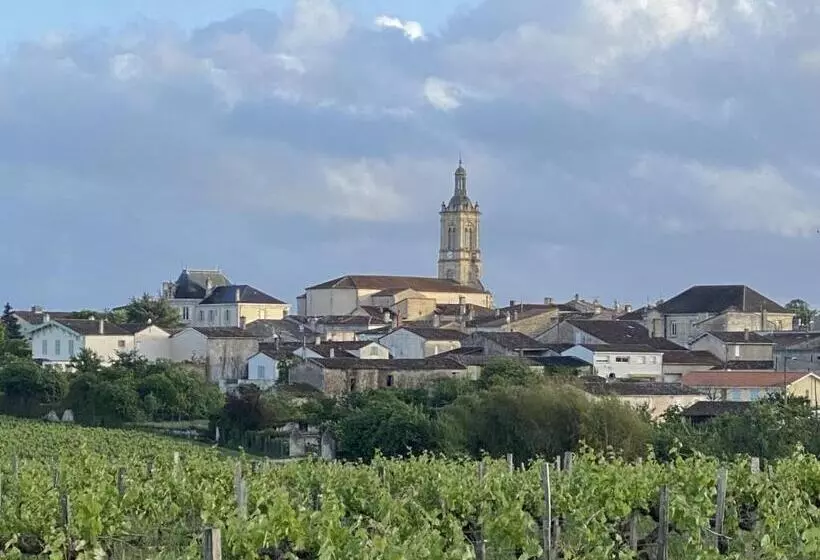 Majatalo Château Papounan